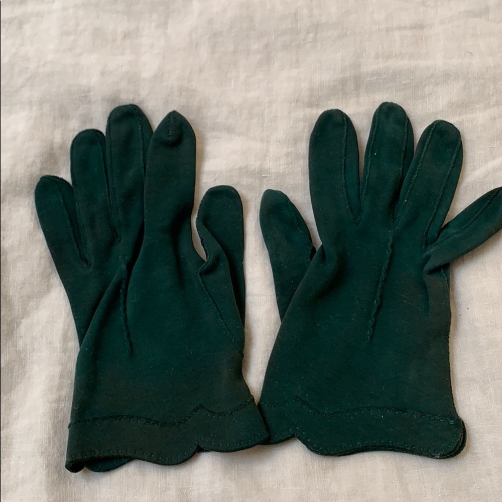 Vintage forest green wrist gloves 6 1/2